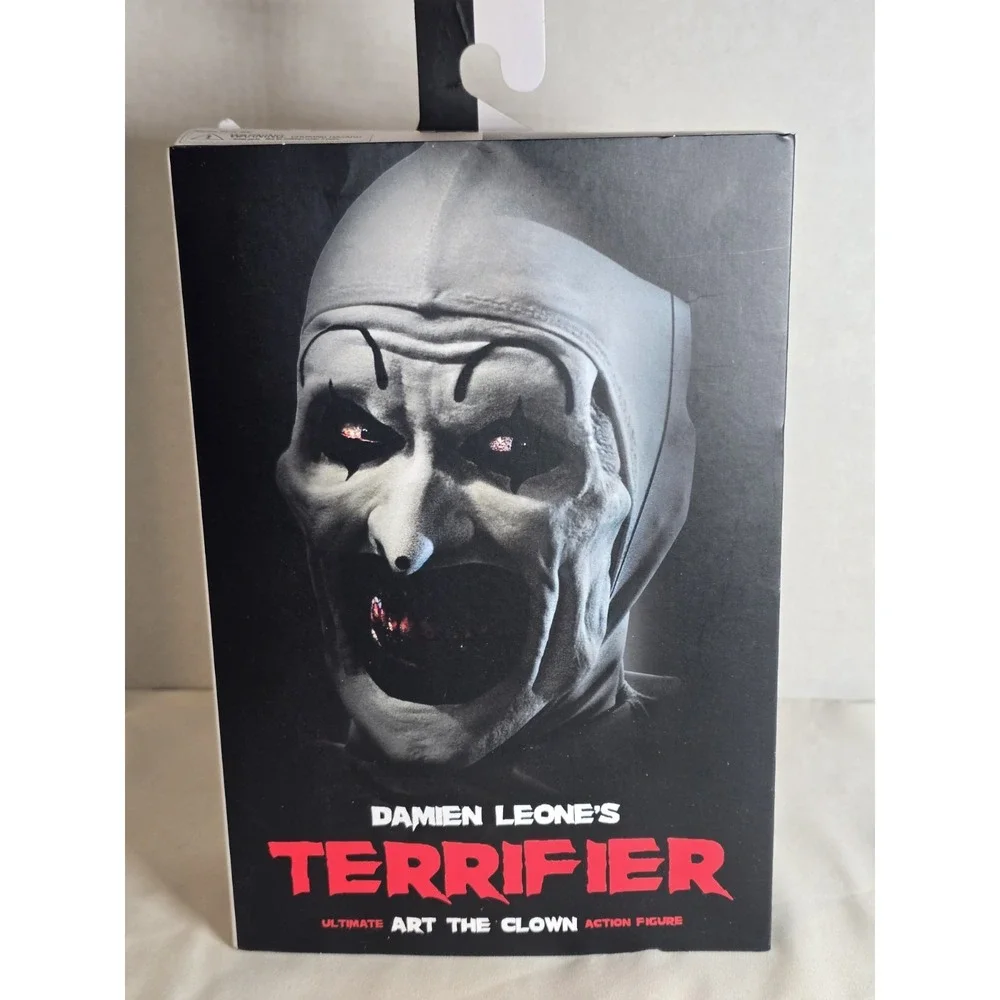 NECA DAMIEN LEONE'S TERRIFIER ULTIMATE ART THE CLOWN‎ ACTION FIGURE NEW IN HAND
